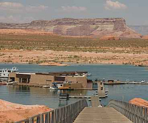 Antelope Point Marina